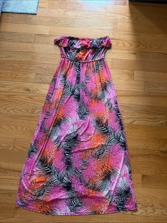 Dots Dresses & Skirts - Tropical Pink & Orange Strapless Maxi Dress
